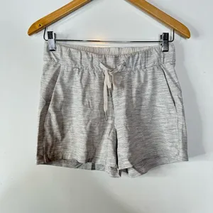 Lululemon On The Fly Short *2.5" Wee Are From Space Nimbus Battleship Size 4‎ thumbnail 4