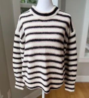 Everlane Cocoon Crew in Ivory Black Pink Stripe Alpaca Wool Sweater Size XS thumbnail 1