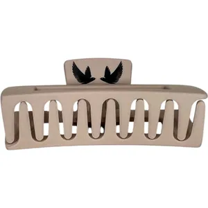 Bookish Box The Ever King by LJ Andrews Hair Clip - December 2024 thumbnail 9