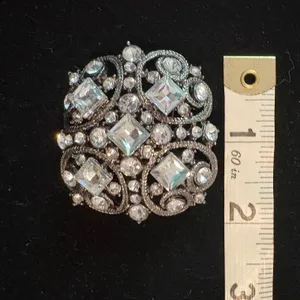Vintage Style Filigree Rhinestone Crystal Brooch Pin Statement Silver‎ tone thumbnail 6