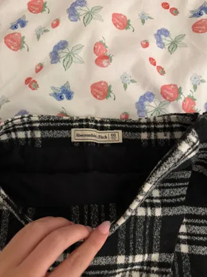 Plaid Abercrombie Skirt thumbnail 3