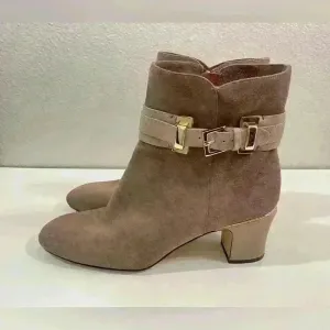 Joan & David Women’s Suede Leather Tan‎ Color Ankle Booties Size 9.5 thumbnail 2