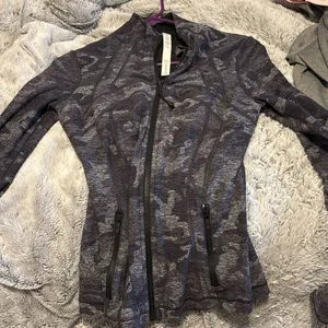 Lululemon Camo define jacket thumbnail 1