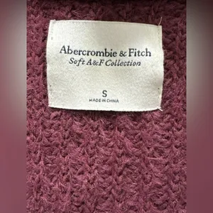 Abercrombie & Fitch Soft A&F Collection cozy burgundy cropped cardigan thumbnail 3
