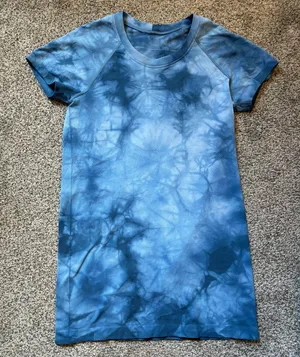 Lululemon Swiftly Tech Tee thumbnail 1
