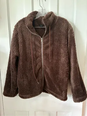 NWOT Cozy Full thumbnail 1
