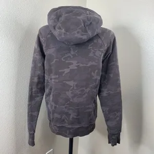 Lululemon Women's 6 Black Gray Camo Scuba Training Yoga Pullover Hoodie Sweater thumbnail 6