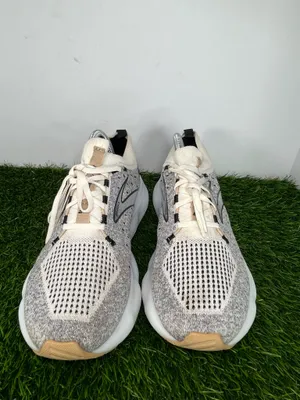Brooks Glycerin 20 Running Shoes Gray Cream Women Size 9.5 Road Running Sneakers thumbnail 2
