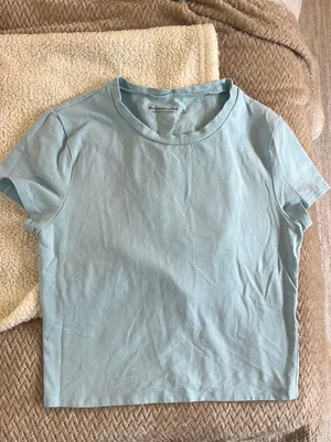 Abercrombie Baby Tee thumbnail 1