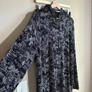 Chico's Travelers 2 Piece Skirt Set Size 2 Black White Village Print Women Large thumbnail 2