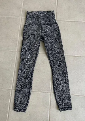 Lululemon black leggings thumbnail 1