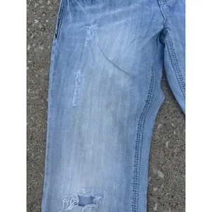 Madison Denim Women's Low Rise Flare Leg Distress SZ 7/8 Dark Stitch Embroidery‎ thumbnail 5