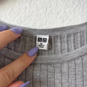 UNIQLO Gray Ribbed Sleeveless Sweater Knit Tank Top Size XL thumbnail 6