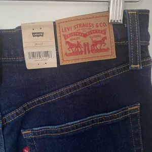 Levis Ribcage Straight Ankle Jean High Rise Slim Hip Denim Sculpting Sz 29 x 27 thumbnail 10