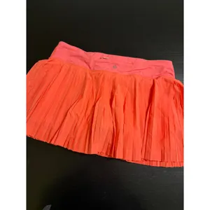 Lululemon Pleated Tennis Skort Coral Neon Orange Athletic Skirt Zipper Pocket‎ thumbnail 3