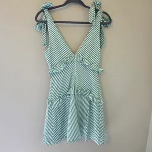 BCBGeneration Green and White Striped V-Neck Tie Shoulder Dress thumbnail 4