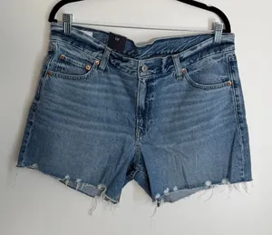 Gap Low Stride Shorts NWT size 30/10 Loose low-rise no stretch thumbnail 1
