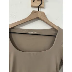 Abercrombie & Fitch Long Sleeve Taupe Bodysuit Square Neck Sz Small Basic Layer thumbnail 3