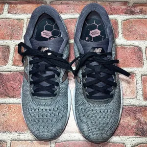 Pre-Owned New Balance Fresh Foam Arishi WARISSO1 Gray Running Sneakers Size 8.5 thumbnail 2