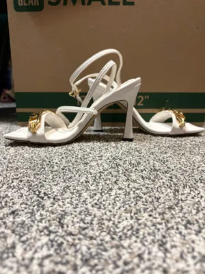Good American White Heels Kitten Gold Chain 7 thumbnail 2