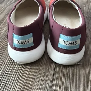 Toms Women's Alpargata Mallow Puff 8 Burgundy Red Pink Slip On Sandals Shoes thumbnail 6