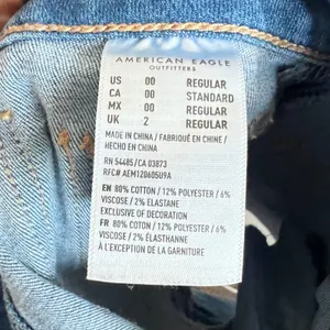 American Eagle Women's 00 Light‎ Wash Denim Mini Skirt Pockets Casual Cute thumbnail 7