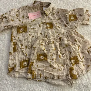 Revolve NWT By Frankie Taco and Lime print short set. Size Medium thumbnail 3