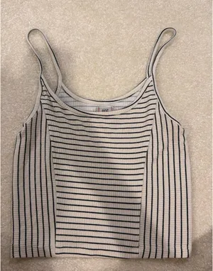Urban Outfitters Tank Top Cropped thumbnail 2