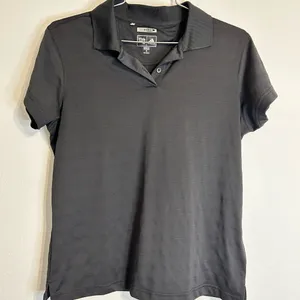 Adidas Woman’s Fitted Activewear Golf Polo Size Medium thumbnail 1