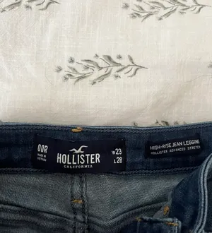 Hollister Skinny Jeans thumbnail 3