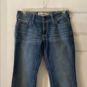 ARIAT Mid Rise Straight Classic Blue Jeans size 30 excellent conditions thumbnail 2
