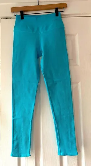 NUX Blue Leggings‎ 7/8 Size Medium NWOT Compression thumbnail 1