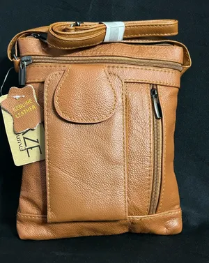 Maze On The Go Genuine Soft Leather Tan Crossbody Bag Purse NWT thumbnail 1