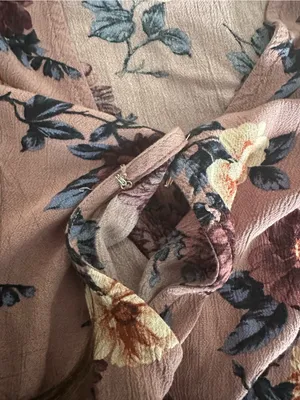 American Eagle Outfitters Mauve Pink Floral V-Neck Blouse thumbnail 6