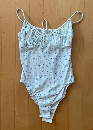 Princess Polly white and blue floral bodysuit thumbnail 1