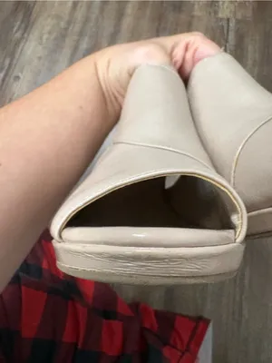 Life Stride Nude Soft System Taupe Peep Toe Heels 8.5 Preppy Formal Wedding thumbnail 13