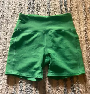 Lululemon biker shorts thumbnail 1