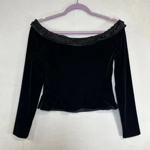 Vintage Black Velvet Off-Shoulder Small-Medium Cropped Top Beaded Glam‎ Gothic thumbnail 4