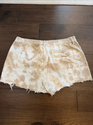 aerie Daydream White/TanTie-Dye Distressed Denim Shorts Size XL - C45-060 thumbnail 6