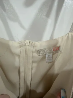 Gianni Bini Cream Zip-Back dress​ thumbnail 2