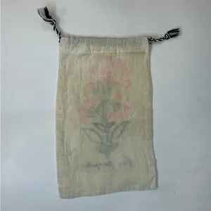 Free People Linen Draw‎ String Drawstring Off-White Reusable Jewelry Dust Bag thumbnail 3