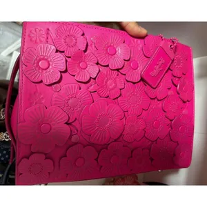 Coach Tea Rose Rogue 25 in Dragonfruit thumbnail 7