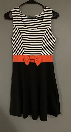 Flashing Lights Black White Pink Bow Sleeveless Dress Size Medium thumbnail 1