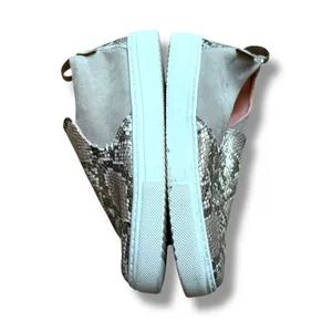 Hey‎ Dude Peyton Slip-On Sneakers Women’s Size 7 Brown Snakeskin Casual Comfort thumbnail 4