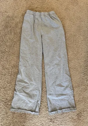 Brandy Melville Sweatpants Grey thumbnail 1