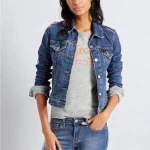 Levi's Blue Jean Jacket for Women thumbnail 3