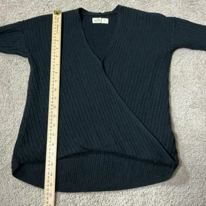 Hollister Black Ribbed Knit Wrap V Neck Long‎ Sleeve Crop Sweater XS thumbnail 3