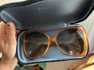 Gucci Cat-Eye Sunglasses thumbnail 13