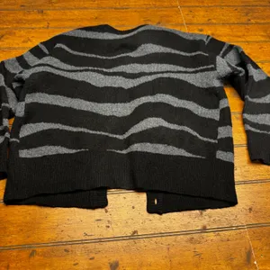 Wicked Paul Tazewell Collection Striped Cardigan XL Black Grey‎ Elphaba Glinda thumbnail 4