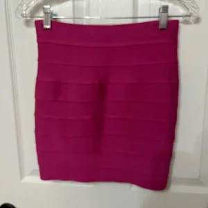 Hervé Léger x Forever 21‎ collection, bandage mini skirt size medium pink thumbnail 6